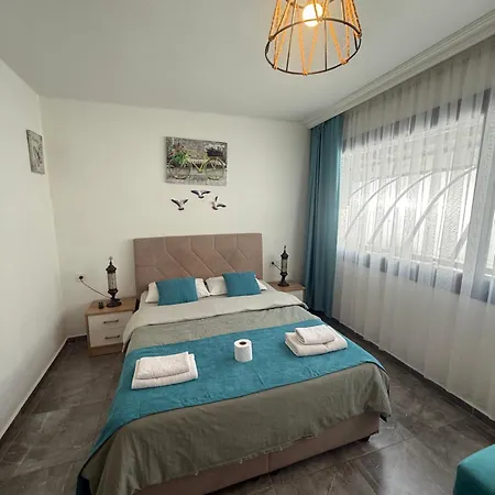 דירה Arslan Homes 3 *